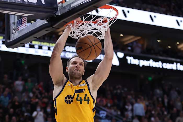 Utah Jazz forward Bojan Bogdanovic (44) dunks on a break away in the fourth quarter against the New York Knicks at Vivint Arena.